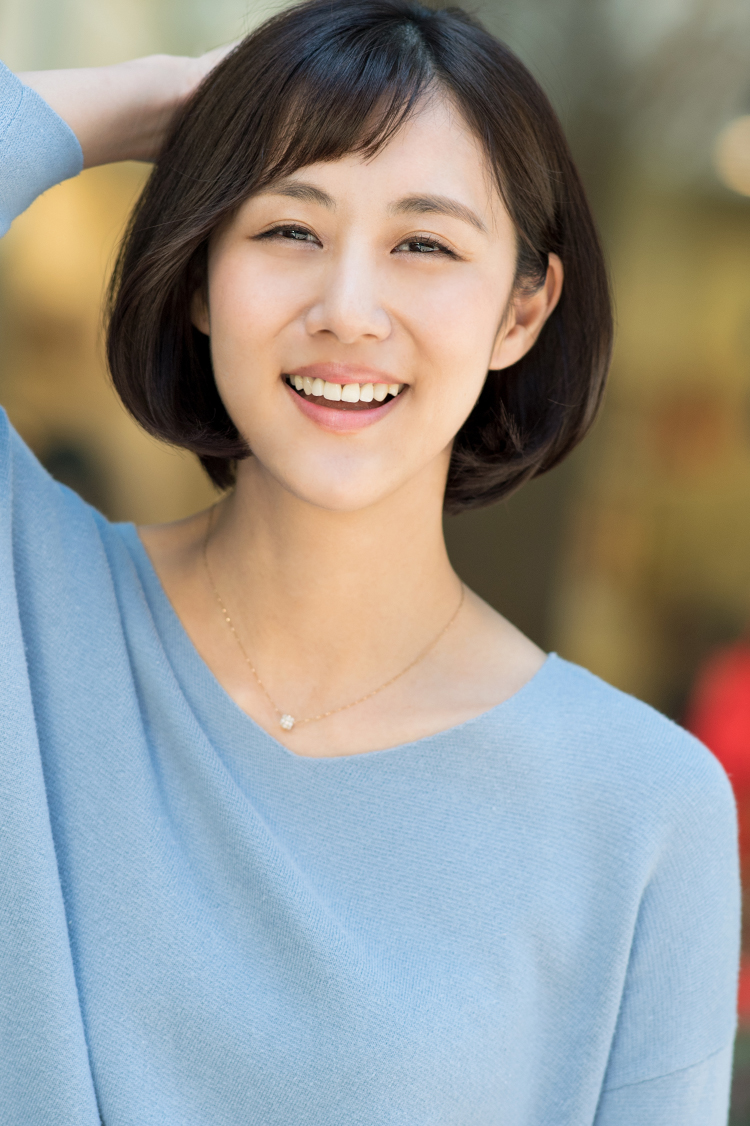 大高レナ (RENA OTAKA)